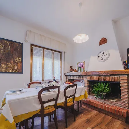 Gerry House-2 By Interhome Camaiore